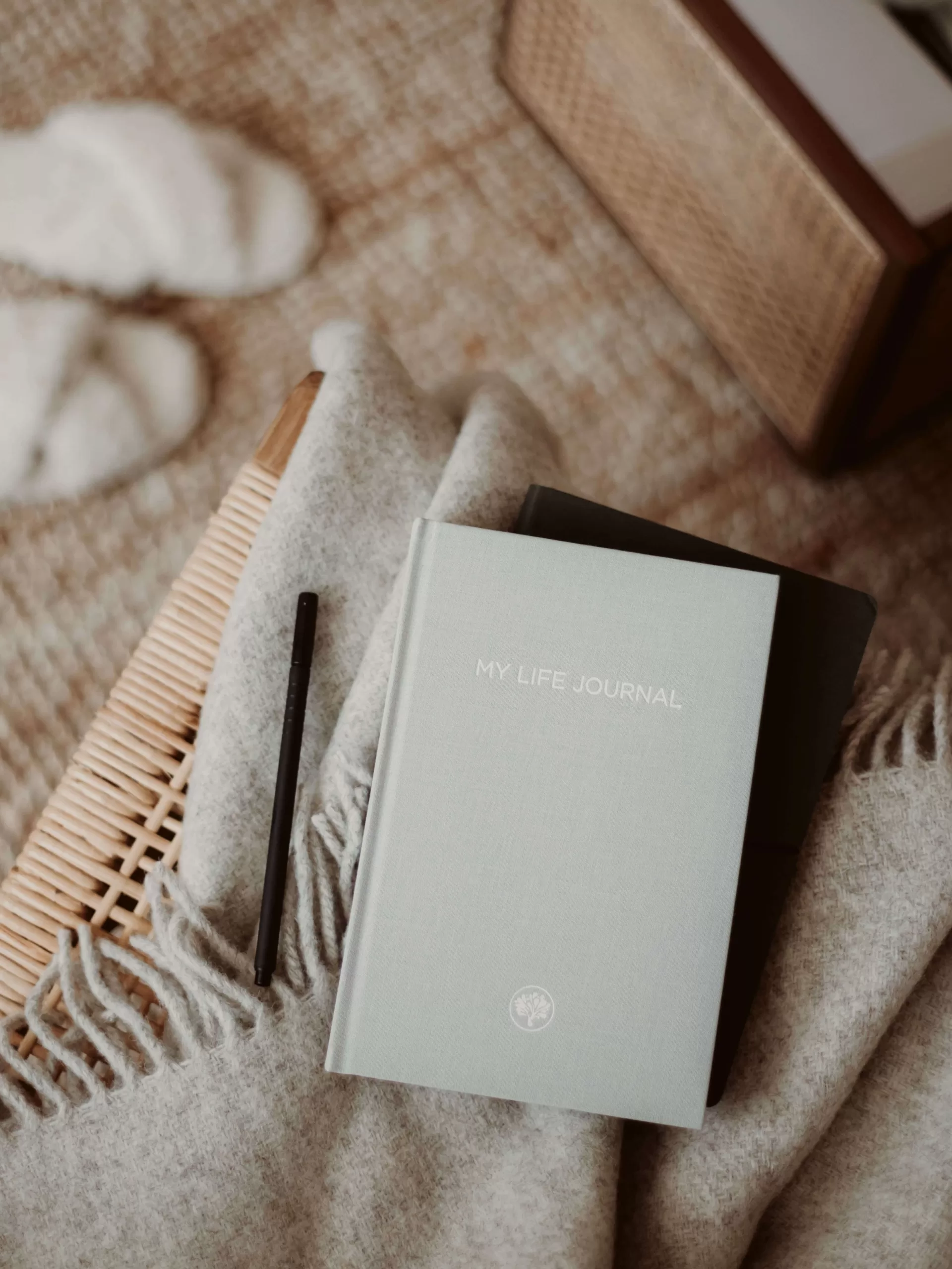 20 Fall Self Care Journaling Prompts: Cozy, Comforting Ideas