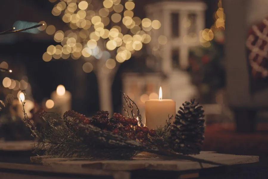 beautiful candles to display and be lit for advent - ideas for families
